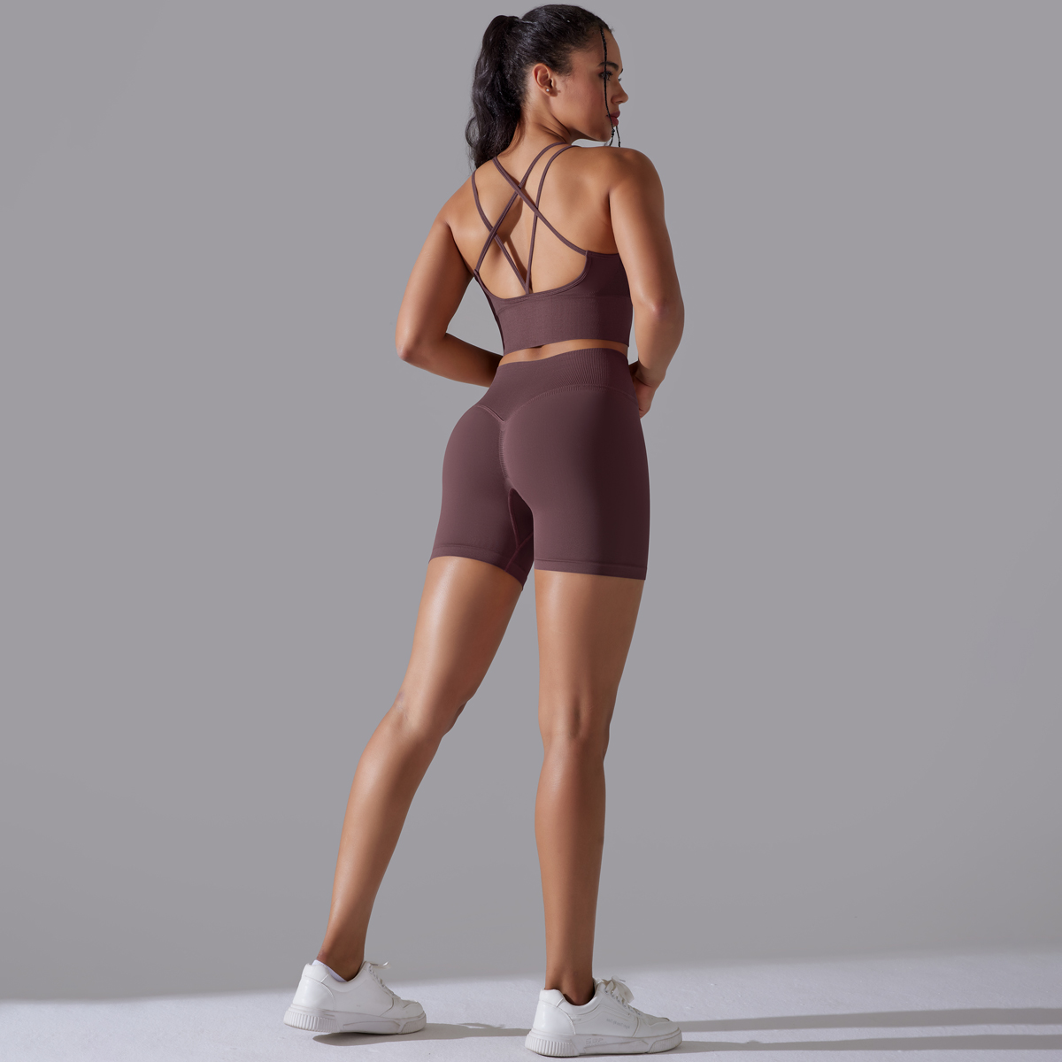 بدلة رياضية يوغا مثيرة للنساء  - مراجعة Yoga Fitness Zumba وسعره
