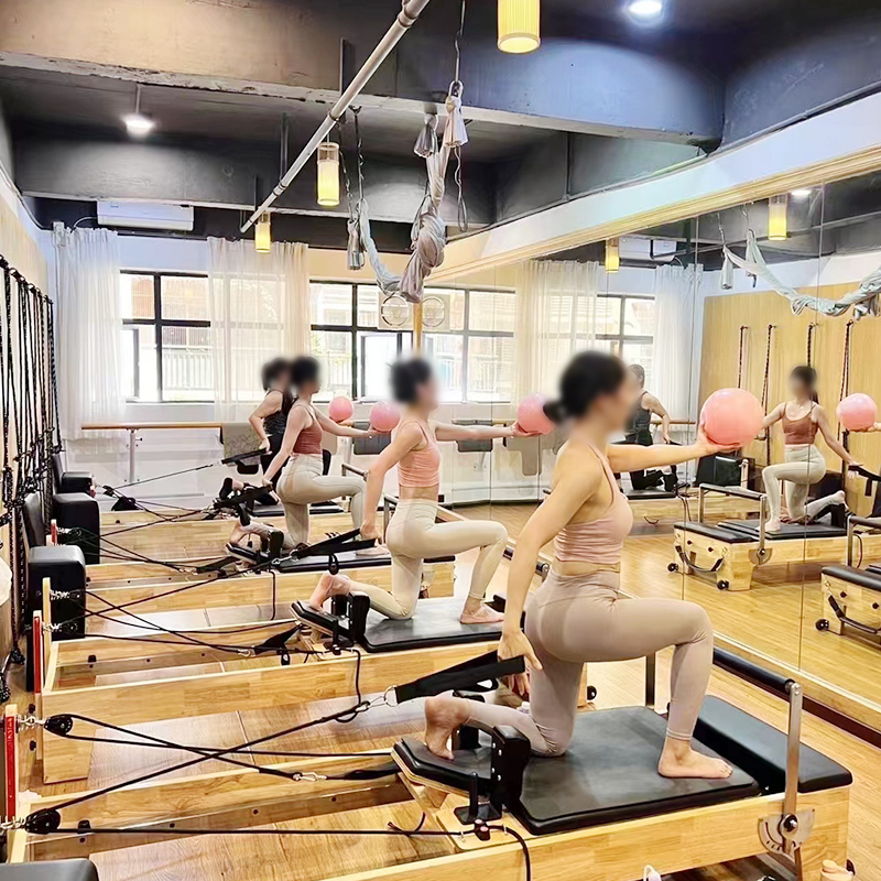 أحدث معدات بيلاتيس المصلح لعام - مراجعة Yoga And Fitness Studio وسعره